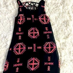 DRESS M  BLACK Pattern